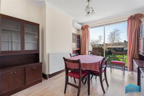 3 bedroom terraced house for sale, Woodfall Avenue, Barnet, EN5