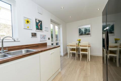 undefined, Prospect Road, Longwood, Huddersfield, HD3