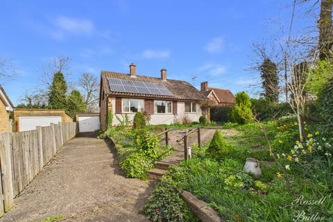2 bedroom detached bungalow for sale, Chaloners Hill, Steeple Claydon, MK18 2PX