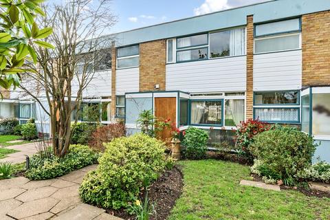 undefined, Fieldend, Strawberry Hill, TW1