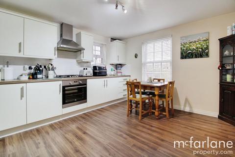 4 bedroom semi-detached house for sale, Dunsley Vale, Swindon SN1