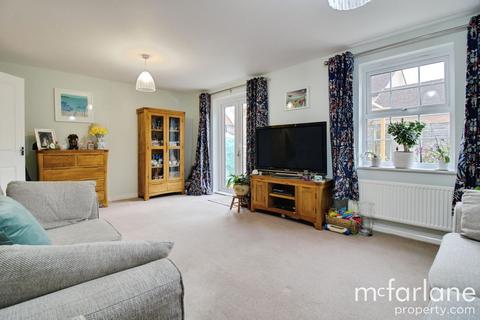 4 bedroom semi-detached house for sale, Dunsley Vale, Swindon SN1