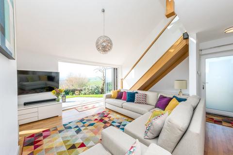 3 bedroom detached house for sale, Foxroyd Lane, Thornhill, WF12
