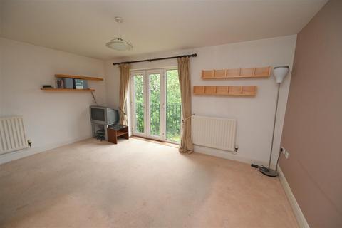 2 bedroom flat for sale, Cross Farm Road, Birmingham B17