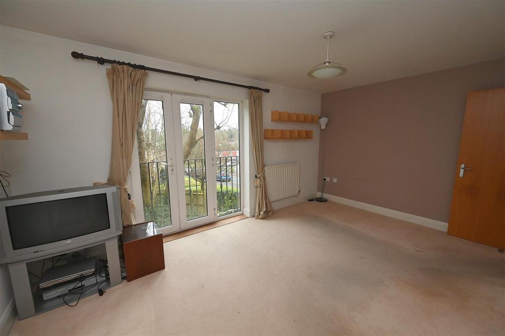 Living room2.JPG