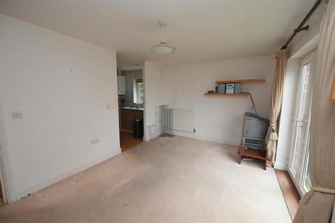 2 bedroom flat for sale, Cross Farm Road, Birmingham B17