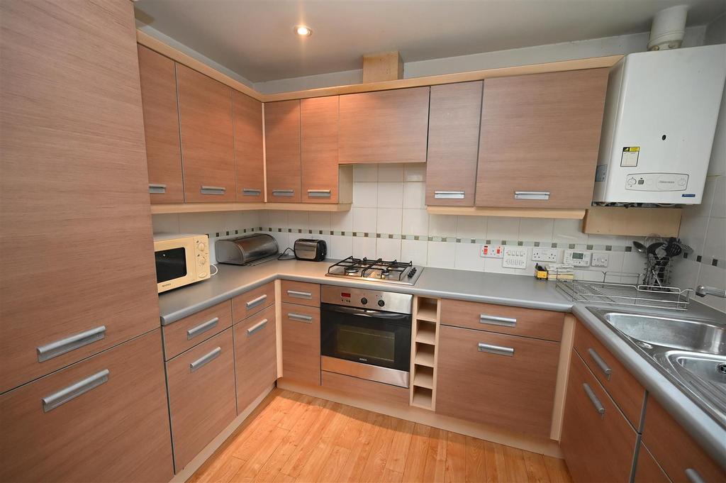 Kitchen..JPG