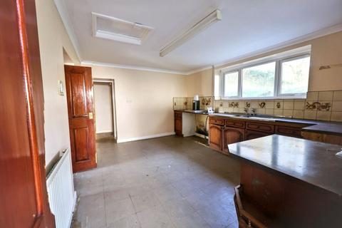 3 bedroom detached house for sale, 21 Manley Close, Tonyrefail, Porth, Mid Glamorgan, CF39 8NS