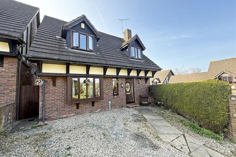 3 bedroom detached house for sale, Malt Rise, Crew Green, Shrewsbury