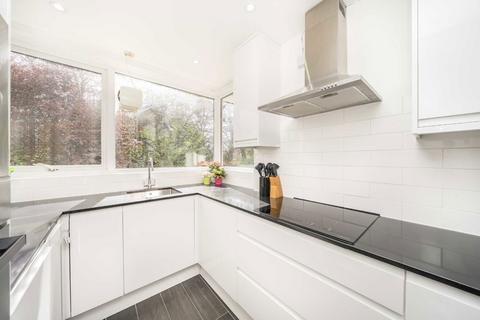 undefined, Clarence Avenue, London SW4