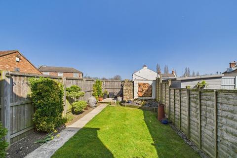 3 bedroom terraced house for sale, Top House Farm Mews, Fairburn, Knottingley