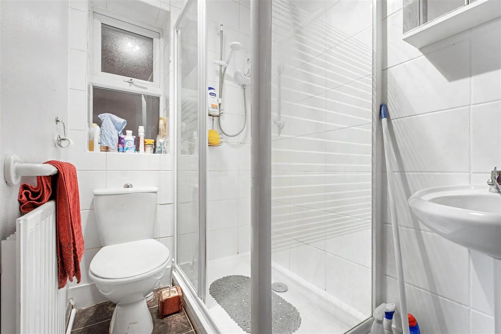 Shower Room.jpeg