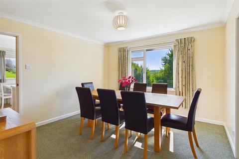 3 bedroom detached bungalow for sale, Newquay TR8