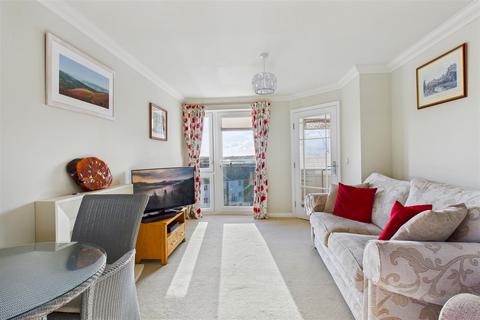 undefined, Narrowcliff, Newquay TR7