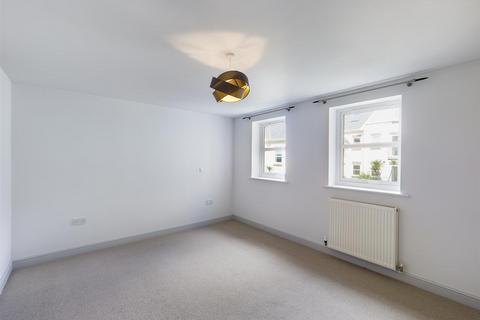 undefined, Pentire Crescent, Newquay TR7