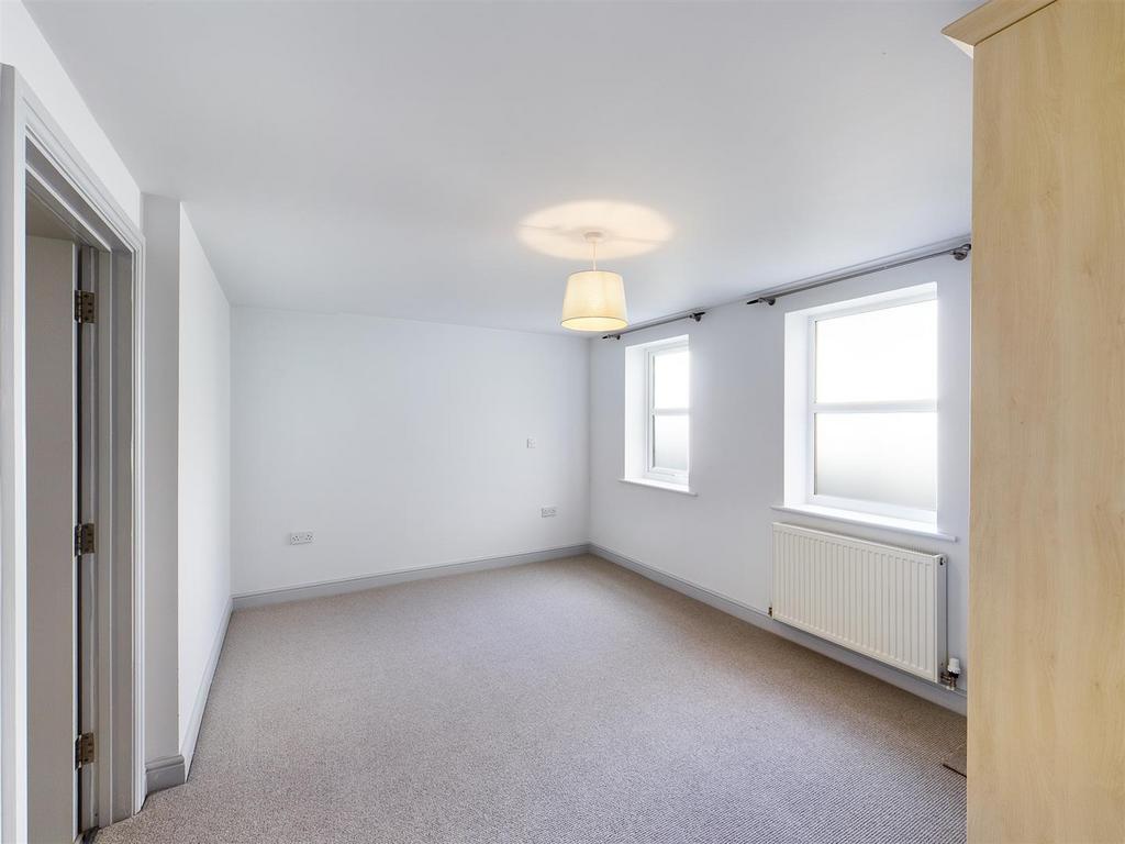2 Pentire Mews Bedroom 2