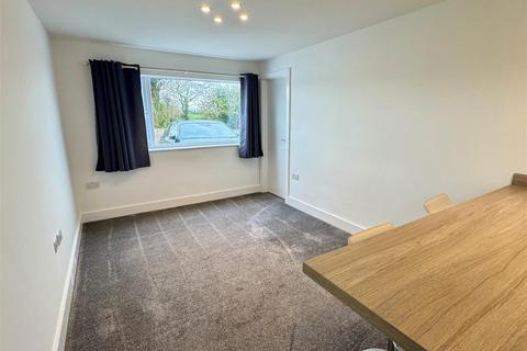 undefined, Carloggas, St Mawgan TR8