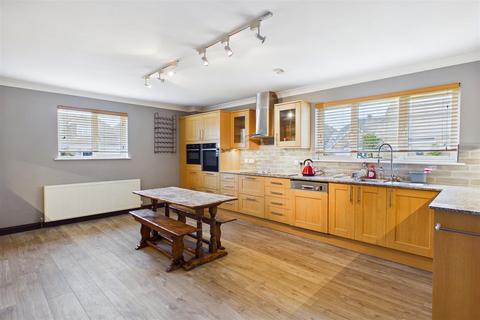 4 bedroom detached house for sale, The Oaks, Quintrell Downs TR8