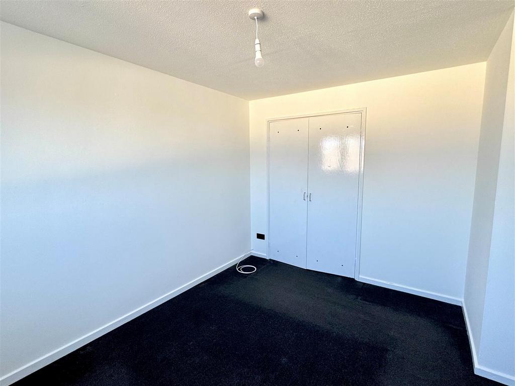 104 Calshot Close Bedroom 1