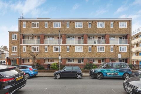 3 bedroom house to rent, Trott Street, London, SW11
