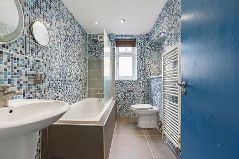3 bedroom house to rent, Trott Street, London, SW11