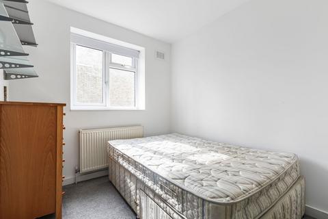 3 bedroom house to rent, Trott Street, London, SW11