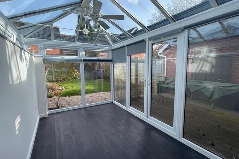 3 bedroom end of terrace house for sale, Saxon Gate, Hereford