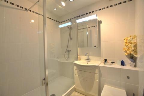 2 bedroom apartment for sale, Primrose Walk, Fleet GU51