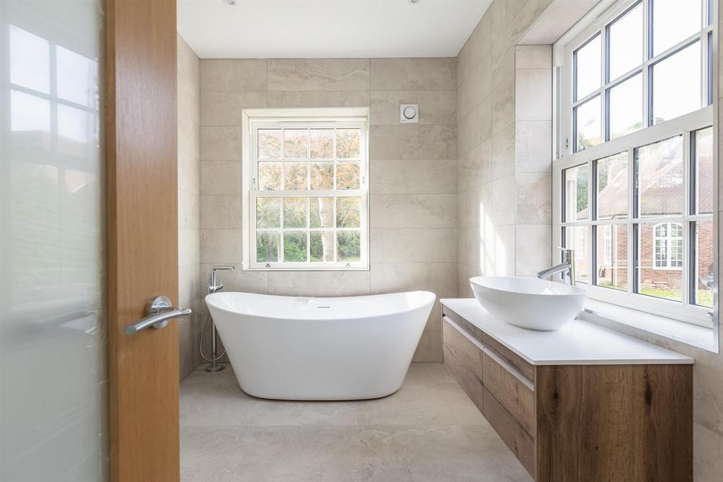 Bedroom 2 En Suite
