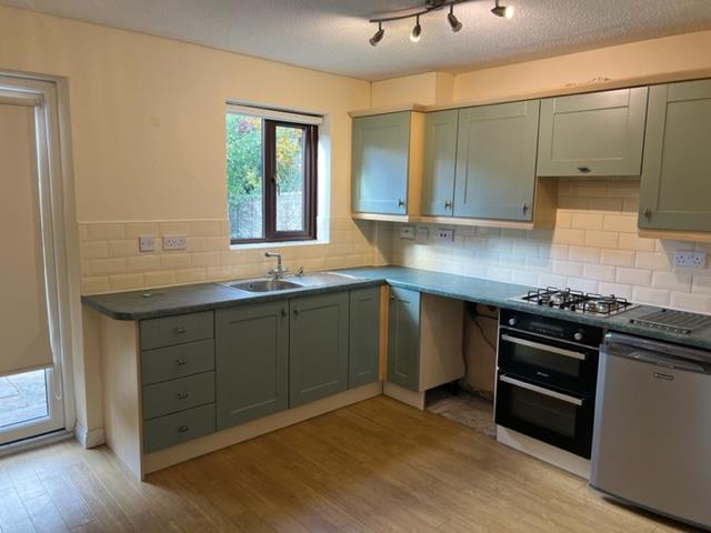 Kitchen1.jpg