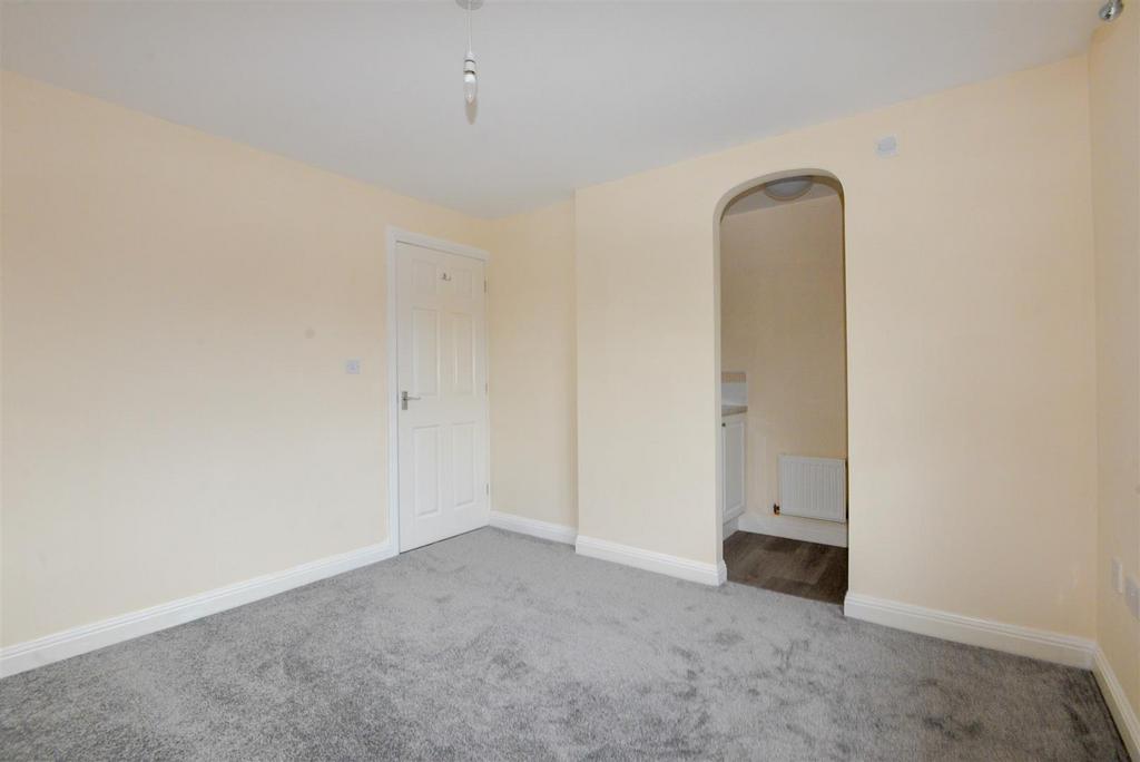 Bedroom1 3.jpg