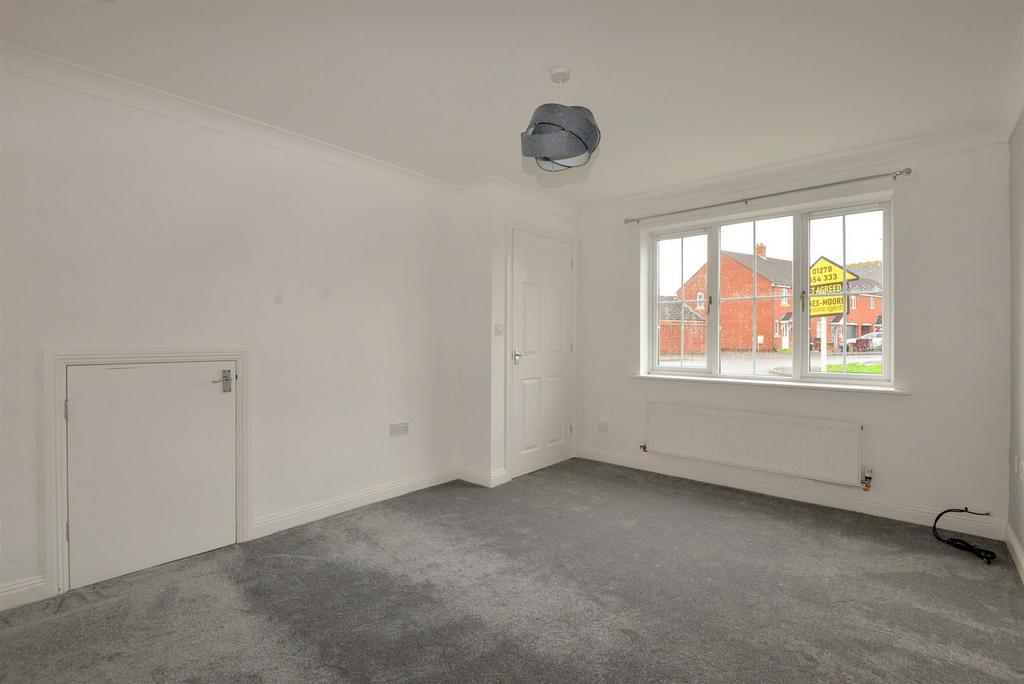 Living Room 1.jpg