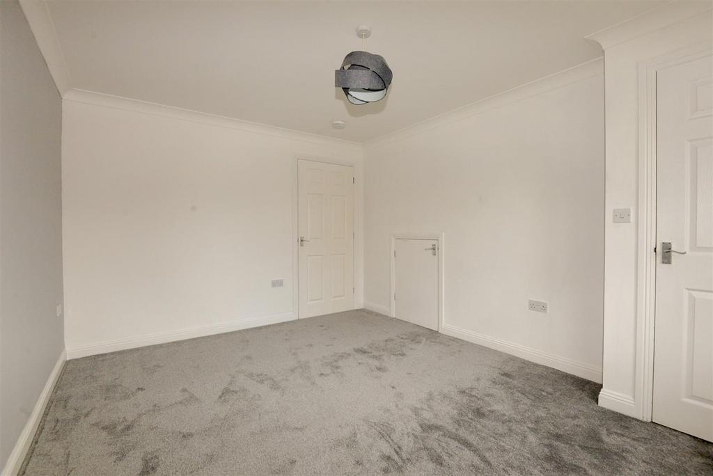 Living Room 2.jpg