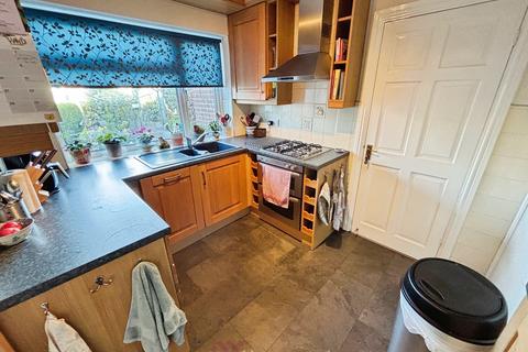3 bedroom semi-detached house for sale, Station Road, Hatfield DN7