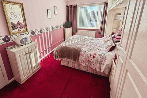 3 bedroom semi-detached house for sale, Station Road, Hatfield DN7