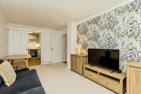 undefined, York Close, Horsham, RH13