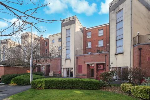 undefined, Alexandra Gate, Glasgow, Glasgow City, G31