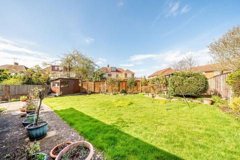 undefined, Arnold Crescent, Isleworth TW7