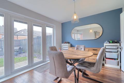 3 bedroom semi-detached house for sale, Corona Court, Queensgate