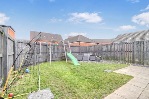 3 bedroom semi-detached house for sale, Corona Court, Queensgate