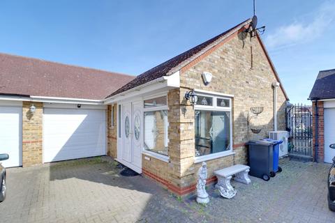 undefined, Birch Crescent, South Ockendon RM15