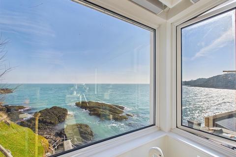 4 bedroom house for sale, An Increasingly Uncommon Opportunity In Rozel