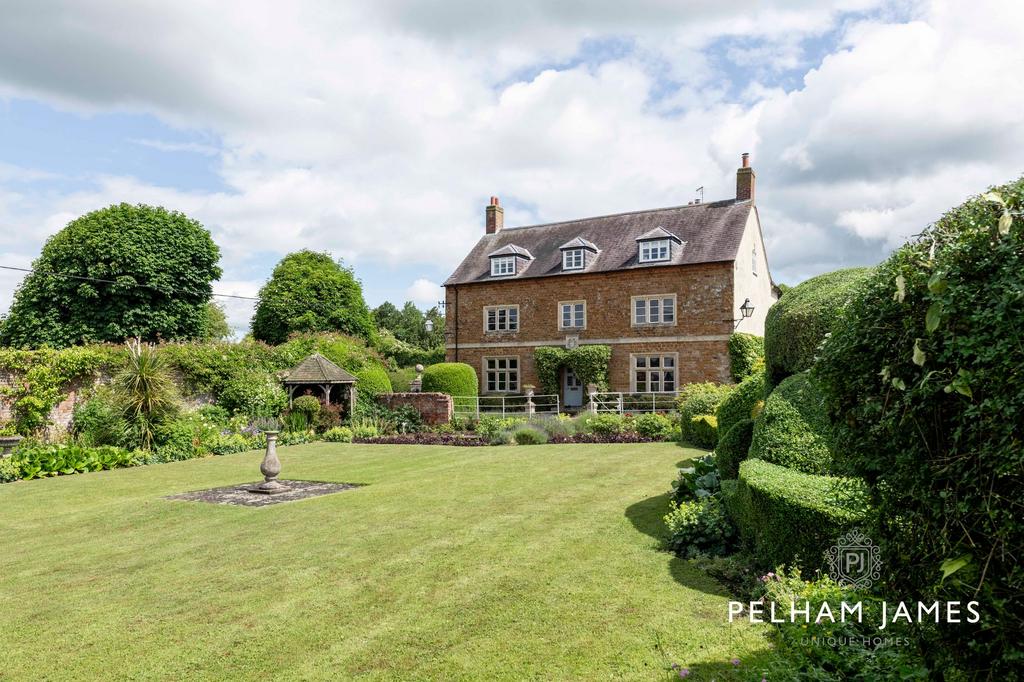The Manor House, Illston