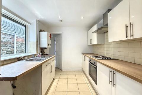 3 bedroom terraced house for sale, 27 Coronation Place, Cross Keys, Newport, NP11 7FY