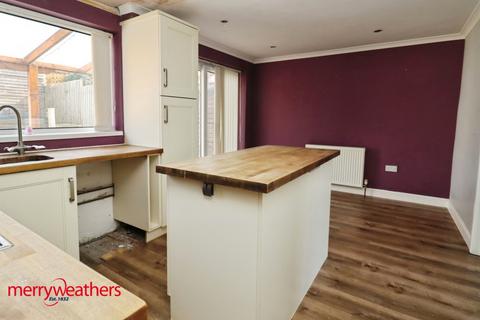 3 bedroom detached house for sale, Carr View Road, Kimberworth, Rotherham. S61 2BJ