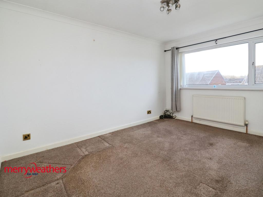Rear bedroom