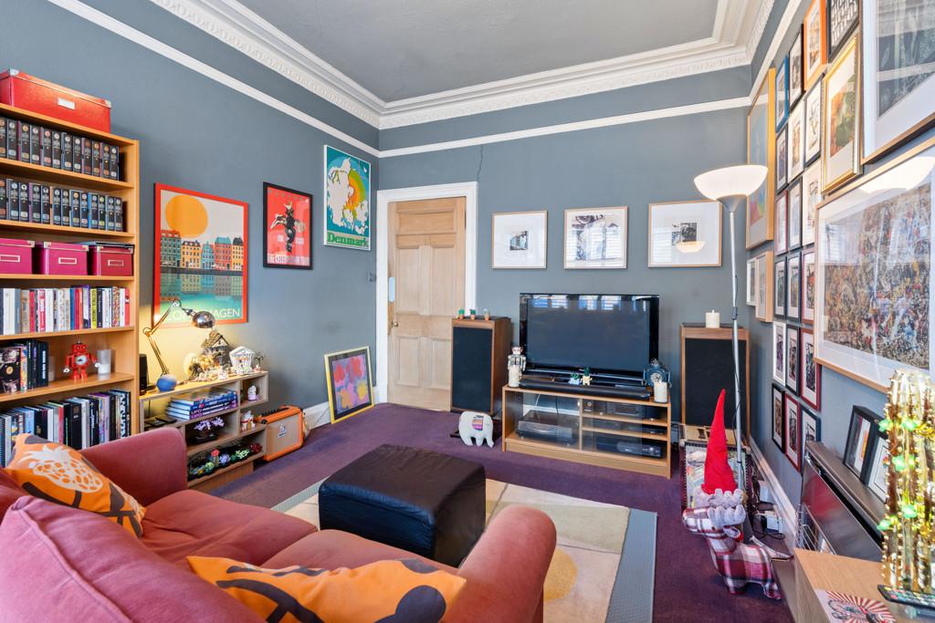 Sitting Room of 18 (Flat 9) Montpelier Terrace