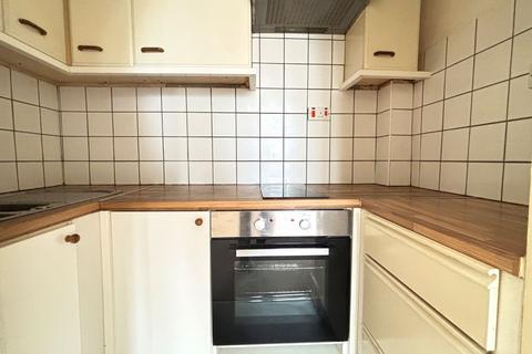 undefined, 3 Nettleton Road, Gloucester, GL1 1QD