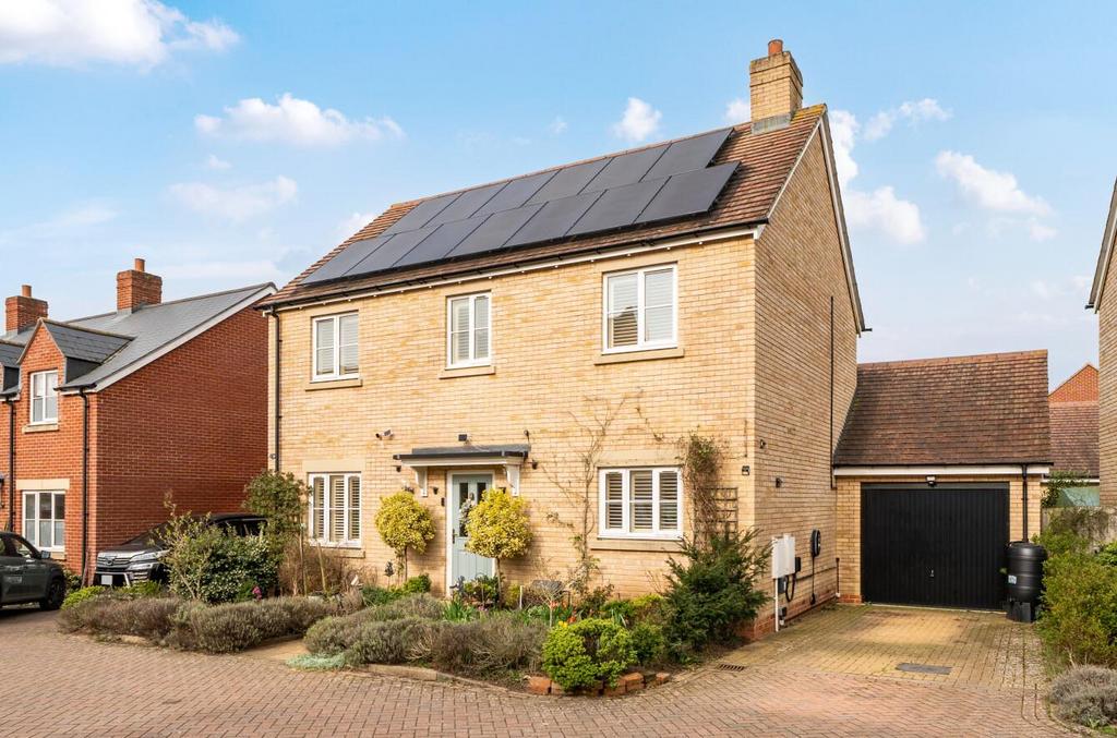 7 Ellis Lane