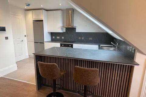 2 bedroom apartment to rent, Raleigh Gardens, London, SW2